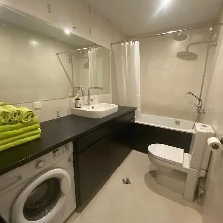 Kaupmehe Terrace Apartment, Free Parking